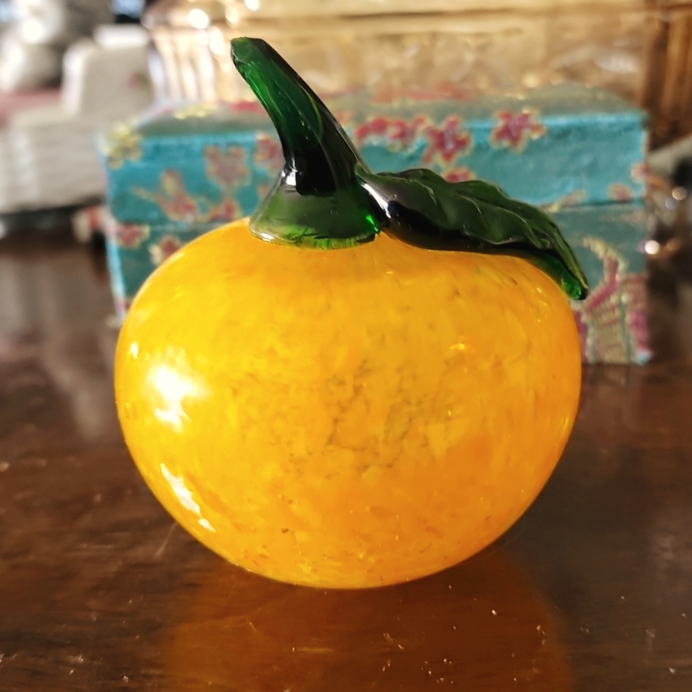 Hand blown glass orange, with glass green leaf and green stem such beauty.